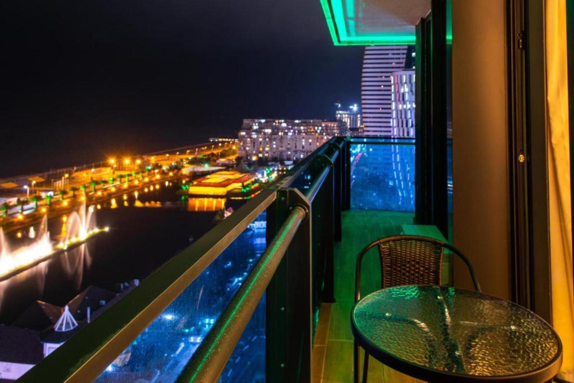 Ferienwohnung Orbi City Panorama Vip Batumi Exterior foto
