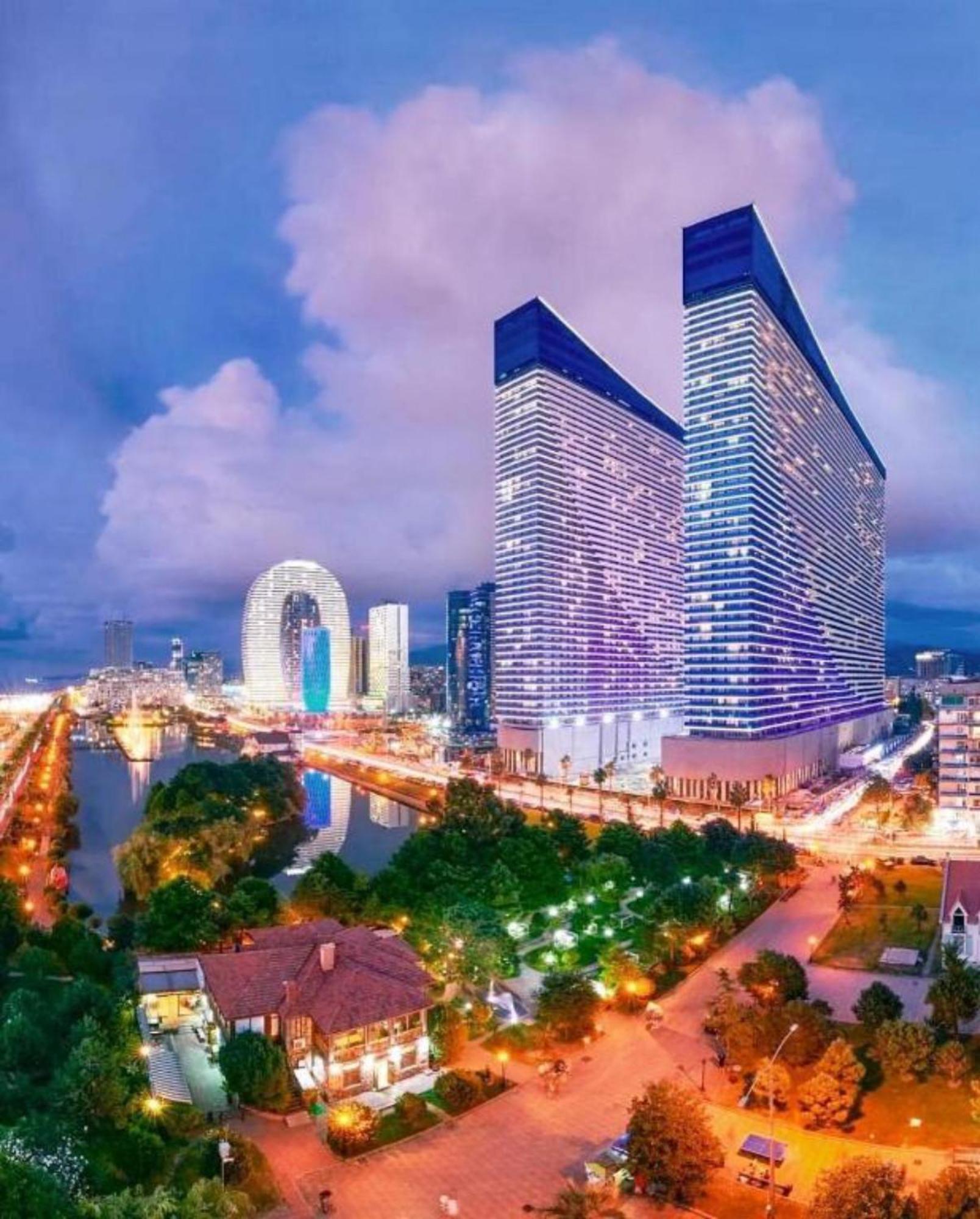 Ferienwohnung Orbi City Panorama Vip Batumi Exterior foto